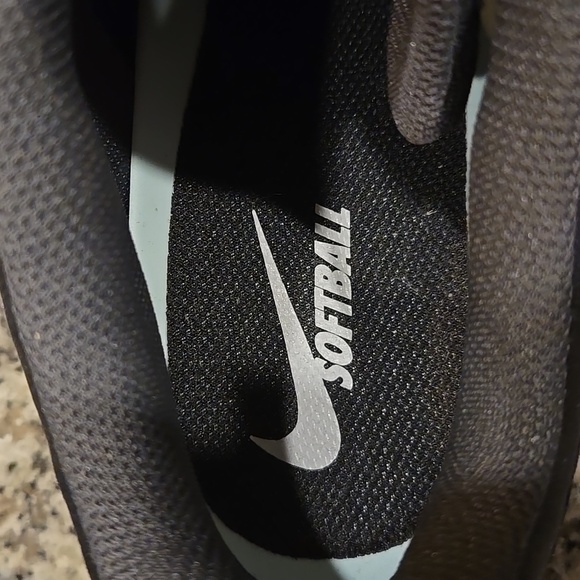 NIKE HYPERDIAMOND 4 PRO SOFTBALL WOMEN'S CLEATS. SIZE 11.5 CZ5920-010 - Picture 10 of 14